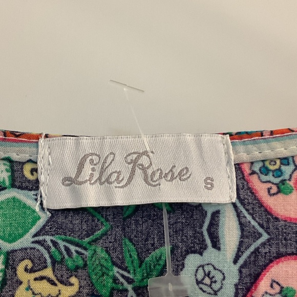 Lila Rose Green and Pink Scoop Neck Midi Sundress with Lacy accents. - Picture 2 of 10